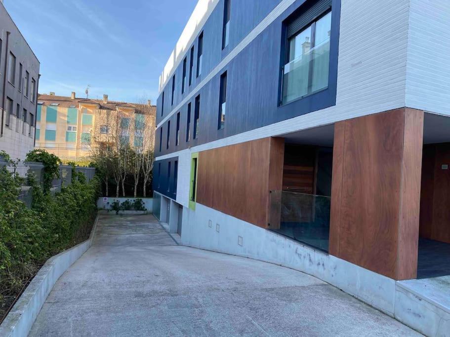Precioso - Moderno Terraza Y Parking, 2 Hab, 2 Banos, 6-7 Pers - Dispo Abril Y Mayo Llanes Exterior photo